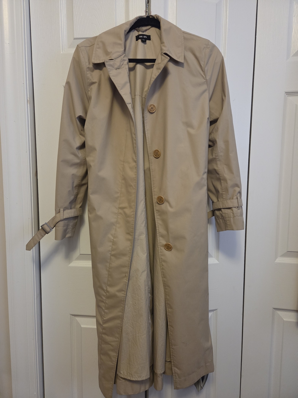 Saint + Sofia Classic Beige Trench Coat with Belt - Picture 3 of 6